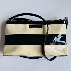 Kate Spade Purse Penn Valley Crossbody Bag‎ Black & Cream Stripe